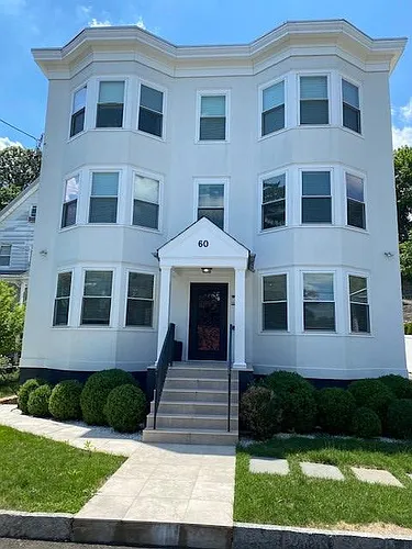 60 Oak Ridge St #3N Photo 1