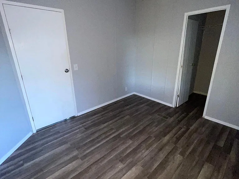 16853 W Lynbrook — Photo 3