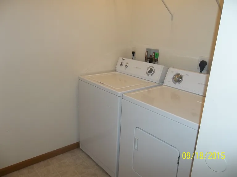 109 Brookside Dr — Photo 34