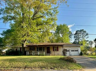 102 Bramlette Ln, Longview, TX 75601