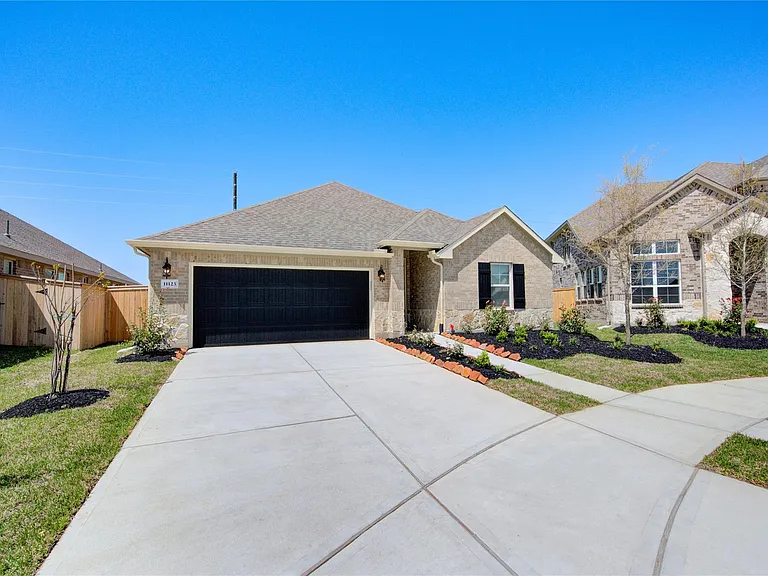 11123 Santiago River Ln — Photo 1