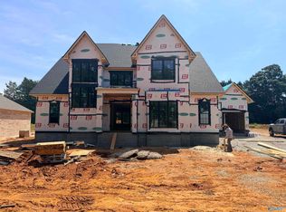 1349 Spyglass Ln, Athens, AL 35613