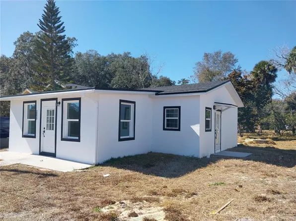 38835 Pine St, Umatilla, FL 32784