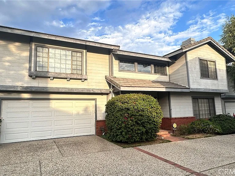 333 Genoa St — Photo 38