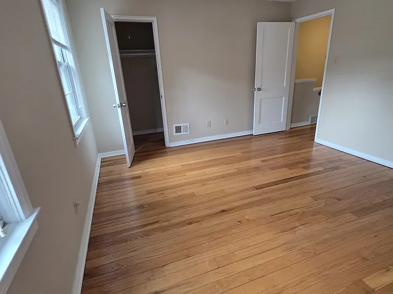 5642 Selby Ct — Photo 17