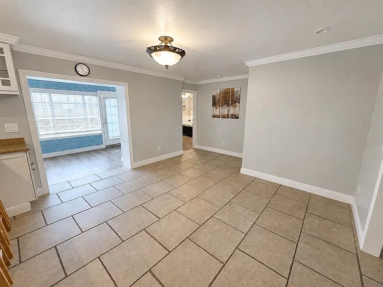 2130 Pinehurst St — Photo 6
