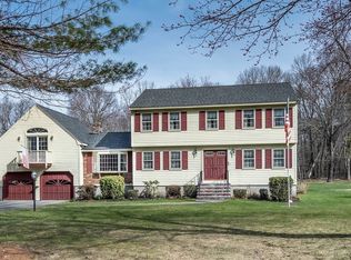 15 Apple Blossom Rd, Andover, MA 01810