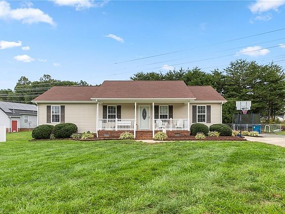 2nd image of 2605 Durham Meadows Ct