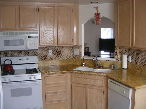 5th image of 11691 Albury Ct