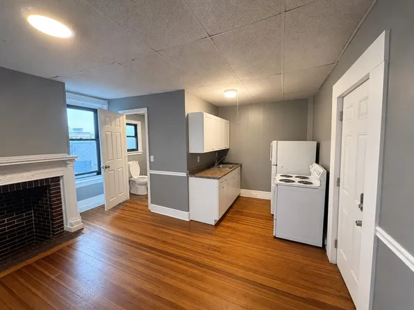 10-12 Vernon St #301, Keene, NH 03431
