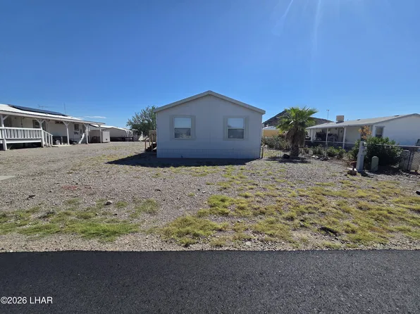675 W Falcon Dr, Quartzsite, AZ 85346
