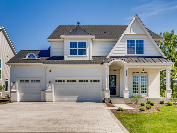 401 Mason Ln, Lake In The Hills, IL 60156