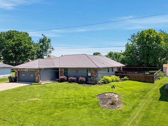 3rd image of 5628 S Mccann Avenue