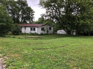 8432 Rosewood St, Dexter, IA 50070