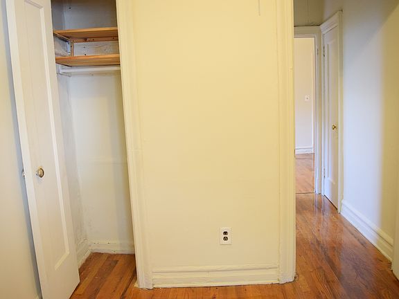 4th image of 261 14th St #Ff