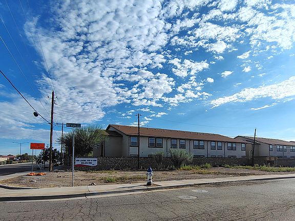 3rd image of 8005 Arvin Rd