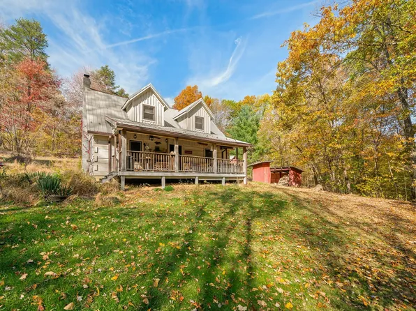 3399 W Cottonwood Rd, Morgantown, IN 46160