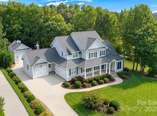 156 Bay Shore Loop, Mooresville, NC 28117