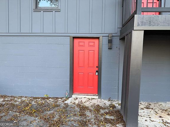 4th image of 1772 Martin Pl SE