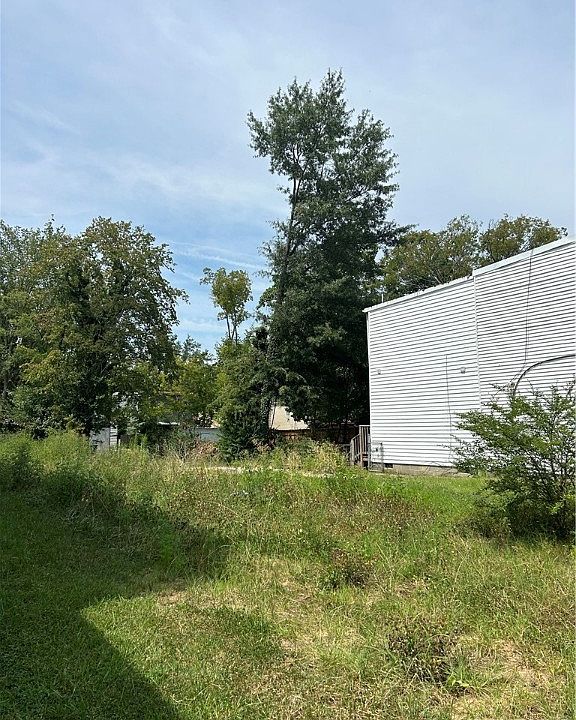 2nd image of 1414 N 23rd St