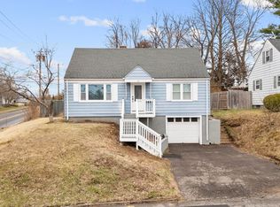 92 Francis St, East Hartford, CT 06108