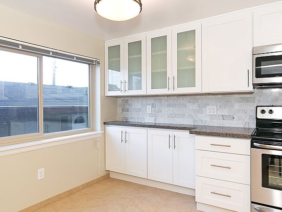 2nd image of 116 Florentia St APT 1