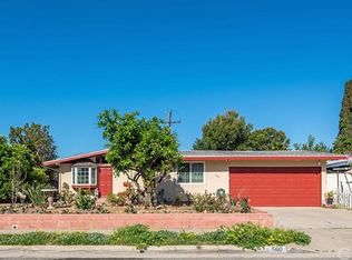 560 N Wayfield St, Orange, CA 92867