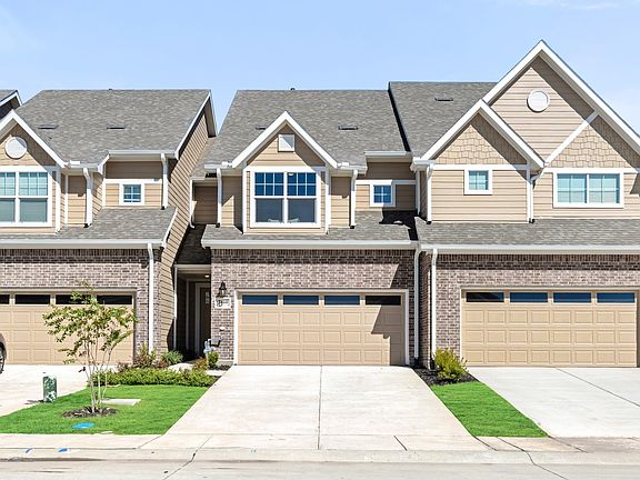 2nd image of 2860 Grandview Ext
