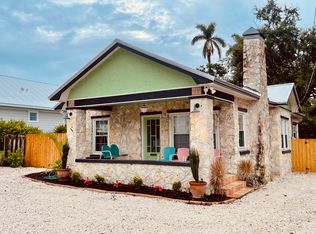 717 21st St W, Bradenton, FL 34205