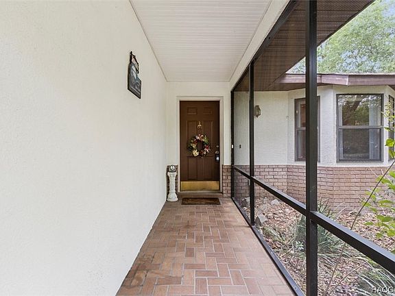 5th image of 6411 N Shorewood Dr