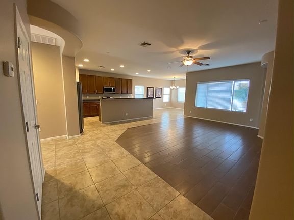 3rd image of 5412 W Beautiful Ln