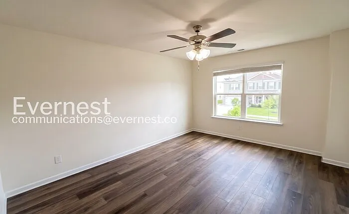 2370 Tournament Dr — Photo 15