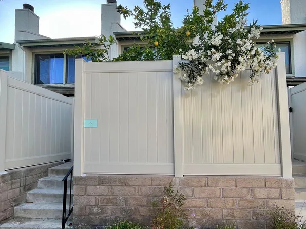 5257 Colodny Dr Unit 2, Agoura Hills, CA 91301