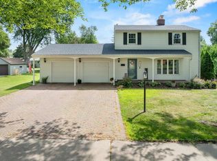 1607 S Palmetto Ave, Marshfield, WI 54449