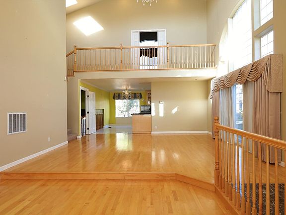 4th image of 3521 Pleasant Echo Dr