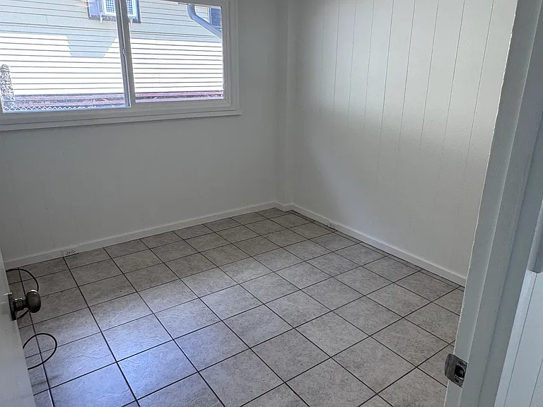 1576 Pahulu St #3 — Photo 7