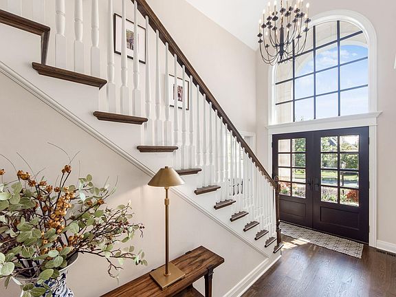 5th image of 9149 Tartan Fields Dr