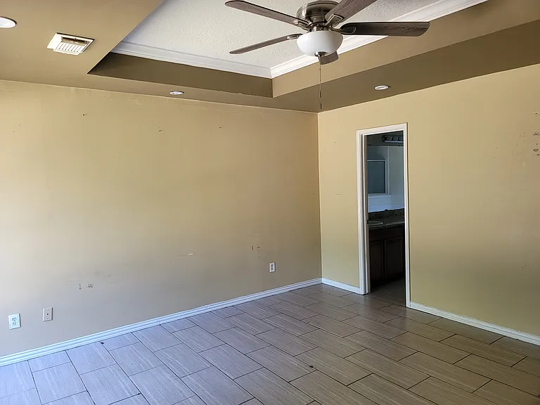 5322 Golden Stream Dr — Photo 14