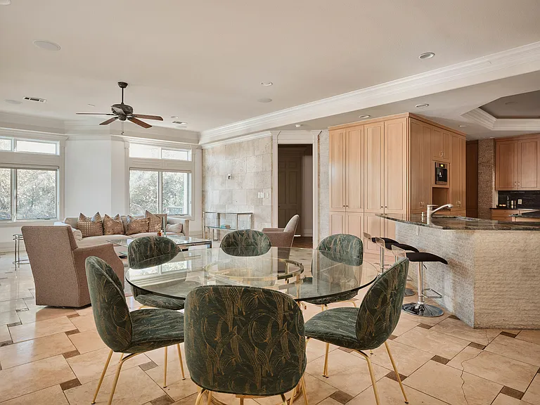 2705 Island Ledge Cv — Photo 9