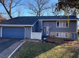 3797 S Hills Cir, Eagan, MN 55123