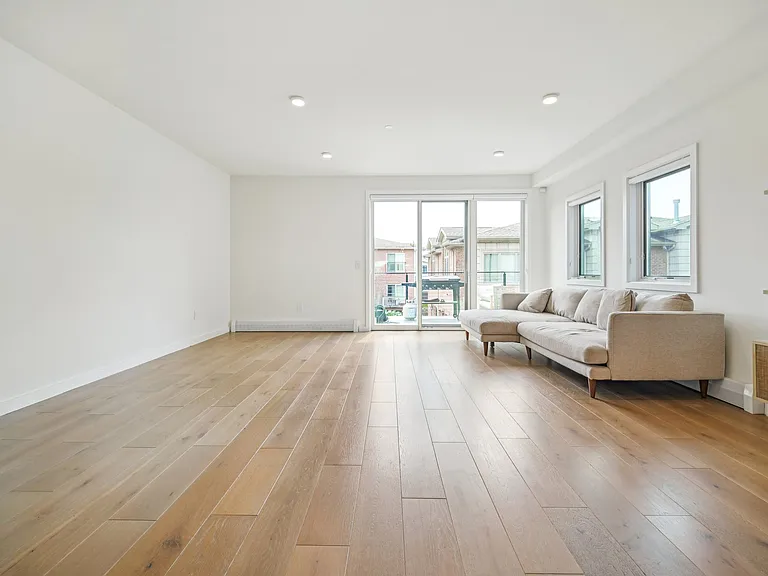 66B Henry Ave — Photo 8