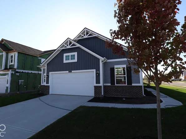 2237 Bear Oak Run, Shelbyville, IN 46176