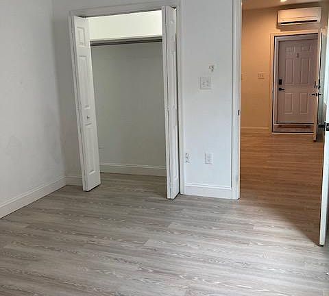 5th image of 773 Washington Blvd #2