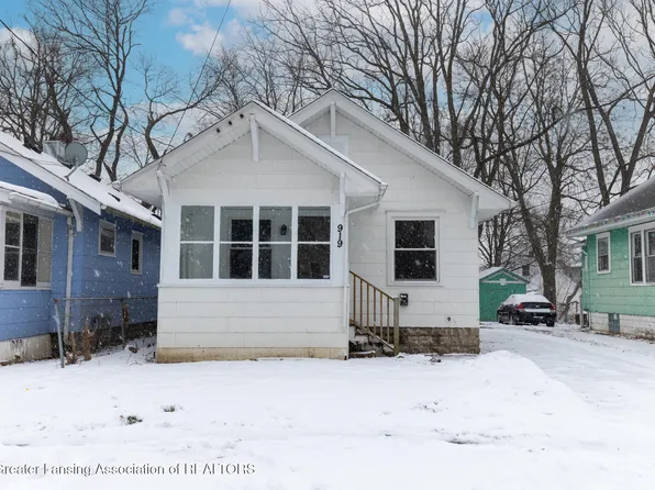 919 Mahlon St, Lansing, MI 48906