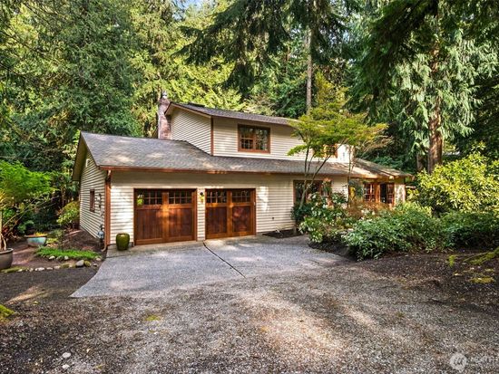 25300 SE Mirrormont Way, Issaquah, WA 98027