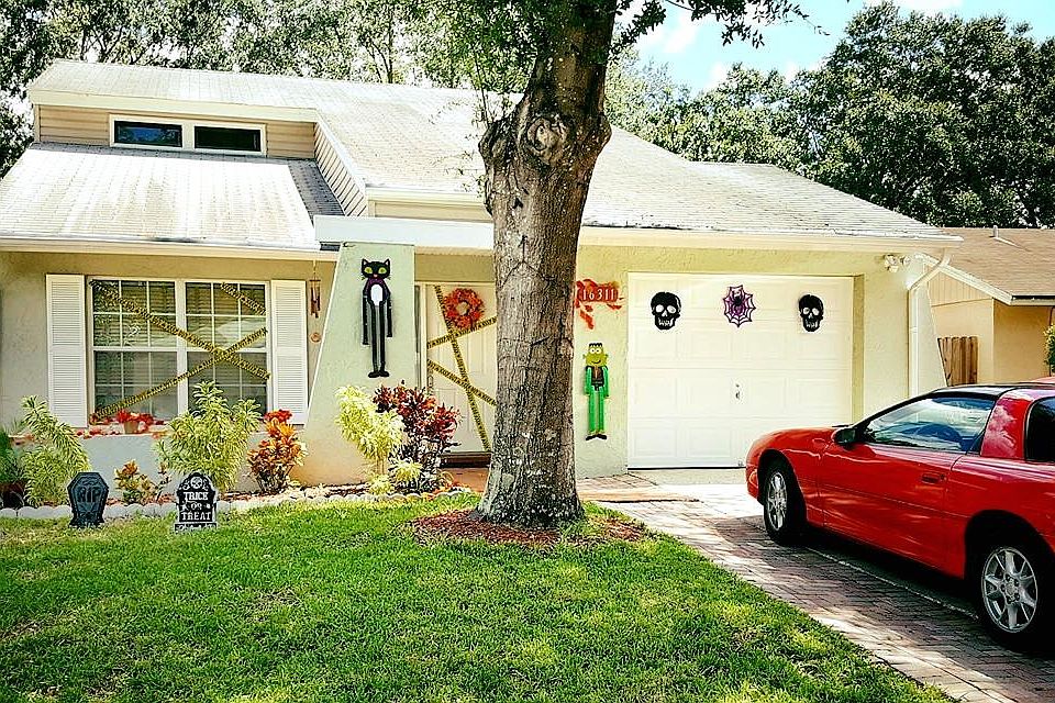 1st image of 16311 Caliente Pl