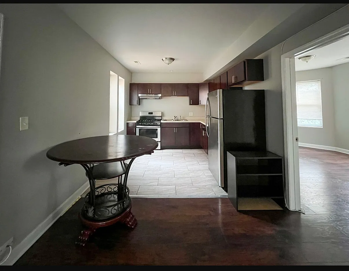 9825 S Loomis St #2A photo 1