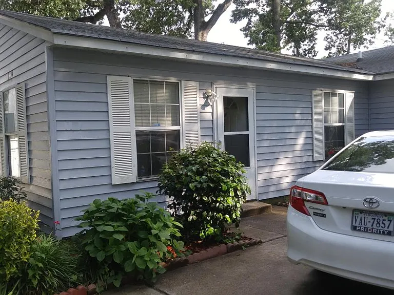 1341 Hullview Ave #A — Photo 3