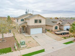 2700 Snowy Rock Pl, El Paso, TX 79938