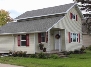 441 Main St, Wrightstown, WI 54180